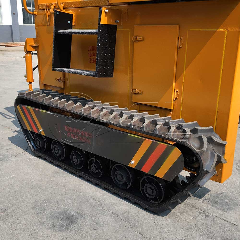 Crawier Type Compost Turner