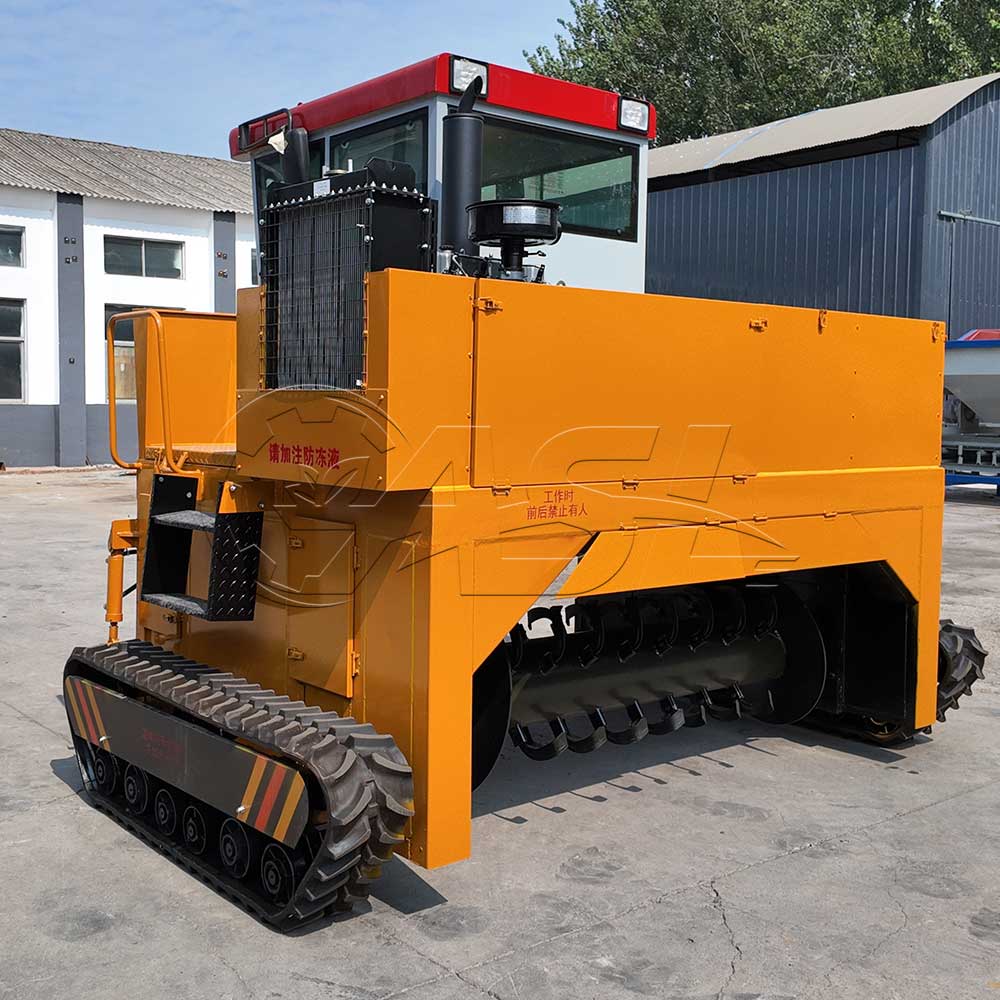 Crawier Type Compost Turner