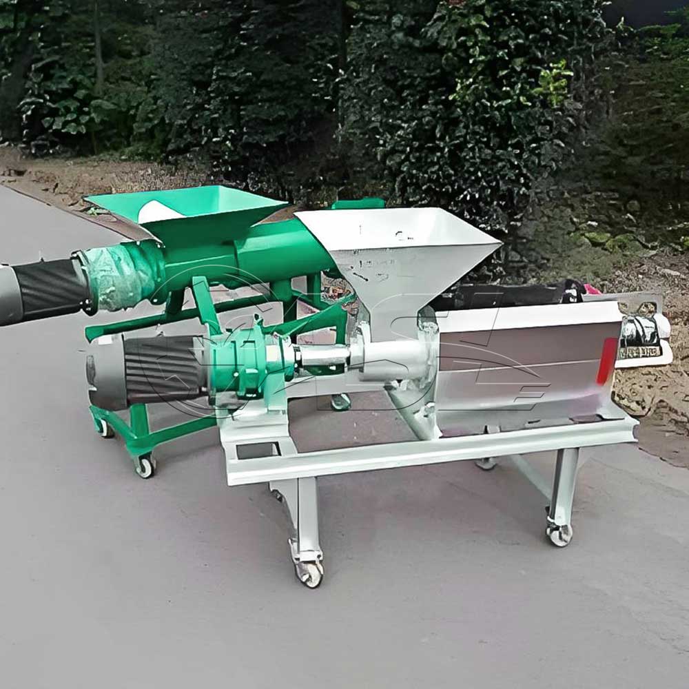 Spiral solid-liquid separator