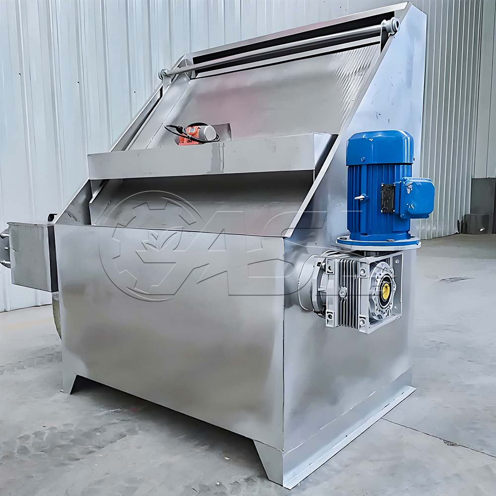 Inclined screen solid-iquid separator